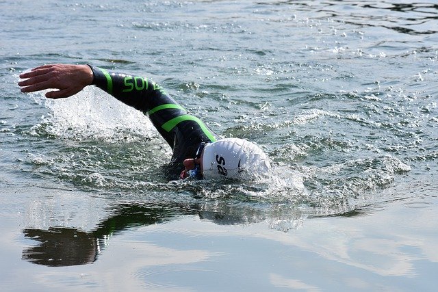 Freestyle open water swimming
